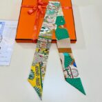 爱马仕“动物之城” Twilly小丝巾 黄绿白撞色