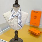 爱马仕双层双面方巾 白色款 - 图片 2