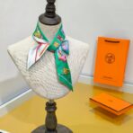 爱马仕双层双面方巾 绿色款 - Imagem 3