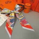 爱马仕“塔特沙马具”Twilly小丝巾 灰色 - 图片 2