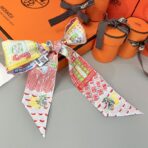 爱马仕夏天时尚单品丝巾 红色 - 图片 4