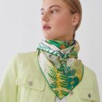 爱马仕《动物狂欢》姆米双面斜纹真丝方巾 深绿色款 - 图片 4