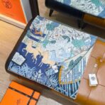 爱马仕姆米双面斜纹真丝方巾 蓝色款