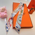 爱马仕斜纹真丝丝巾 杏色