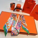 爱马仕斜纹真丝丝巾 绿色款 - Imagem 2