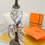 爱马仕斜纹真丝方巾 浅米色款 - Imagem 3