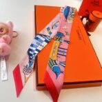 爱马仕新款Twilly丝巾 玫红色