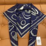 爱马仕新款斜纹真丝方巾 深蓝色 - Imagem 3