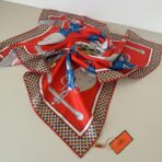 爱马仕方巾《马车先生》红色款 - Imagem 4