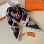 爱马仕方巾《骏马棱镜》 - Imagem 2