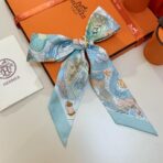 爱马仕水上游乐园Twilly小丝巾 束发带 浅绿色 - Imagem 3