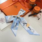 爱马仕“波普骏马”Twilly小丝巾 浅蓝色 - 图片 4