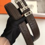 爱马仕（Hermès）压纹皮革金属扣双面腰带