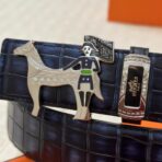 爱马仕（Hermès）定制款马术主题马形扣深蓝色鳄鱼纹皮革腰带 - 图片 2