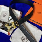 爱马仕（Hermès）定制款龙形 H 扣镶钻黑色鳄鱼纹皮革腰带