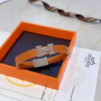 爱马仕（Hermès）皮革 H 扣手镯  橙色 - Imagem 2
