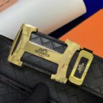 爱马仕（Hermès）黑色编织小牛皮金色 H 扣男士腰带 - Imagem 4