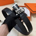 爱马仕（Hermès）黑色鳄鱼皮银色雕花 H 扣男士腰带