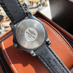 百年灵复仇者黑鸟侦察机44mm腕表 - 图片 4