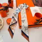 福宝集邮者爱马仕Twilly丝巾 蓝棕撞色