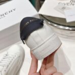 纪梵希 Givenchy City Sport 系列低帮休闲运动鞋（白藏青拼接配色款） - 图片 3