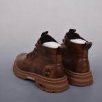 经典款Timberland添柏岚户外高帮休闲大黄靴系列 复古做旧棕褐色 - 图片 4