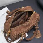 缪缪（Miu Miu）Coffer 系列棕色绗缝绒面革手提斜挎包 小号 - Imagem 3