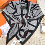 罗马仕 HERMES/2024 三角形尺寸方巾 - 图片 4