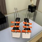 范思哲 La Medusa 系列橙色多带防水台方头高跟凉鞋