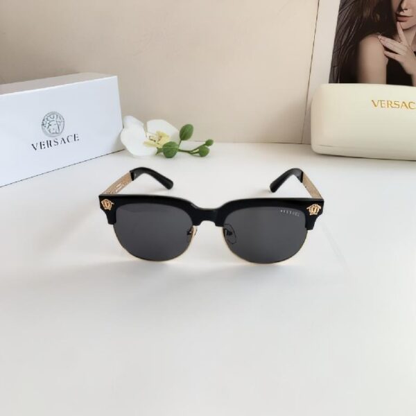 范思哲 Medusa Biggie 金属圆框太阳镜  黑色