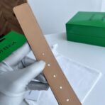 葆蝶家（Bottega Veneta）绿色绗缝小牛皮灰色板扣男士腰带 - 图片 4