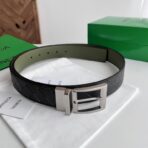 葆蝶家（Bottega Veneta）黑面绿底绗缝小牛皮银色板扣男士腰带 - 图片 2