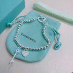 蒂芙尼（Tiffany & Co.）Return to Tiffany 系列纯银珠式钥匙心形吊饰手链