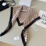 赛琳(CELINE)凯旋门印花真丝方巾 棕色 - 图片 3