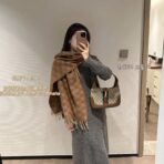 赛琳(CELINE)凯旋门散林老花羊绒围巾 太妃糖米色 - 图片 3