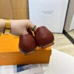 路易威登 Lock It 乐福鞋（Louis Vuitton Lock It Loafer）酒红色 - 图片 2