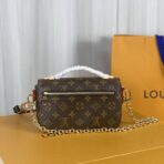 路易威登 Louis Vuitton Pochette Métis East West 老花邮差包 - 图片 2