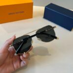 路易威登（LOUIS VUITTON）Pilot 系列金属框偏光飞行员太阳镜 - 图片 4