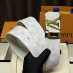 路易威登（Louis Vuitton）INITIALES 白色老花帆布金色扣腰带