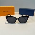 路易威登（Louis Vuitton）My LV Chain Square 太阳镜 - Image 3