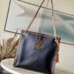 路易威登（Louis Vuitton）OnTheGo PM 老花拼皮手袋