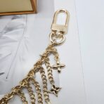路易威登（Louis Vuitton）定制款多吊坠流苏包链 - 图片 4
