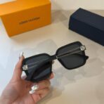 路易威登（Louis Vuitton）金属饰方形太阳镜 - 图片 2