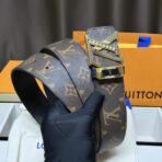 路易威登（Louis Vuitton）限量款 Monogram 老花帆布雕花 LV 扣腰带