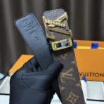 路易威登（Louis Vuitton）限量款 Monogram 老花帆布雕花 LV 扣腰带 - Image 3