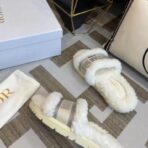 迪奥 Dior Christal Dior 系列毛绒穆勒拖鞋（白灰配色款） - 图片 3