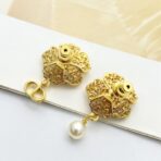 迪奥金色牡丹花不对称CD珍珠耳钉