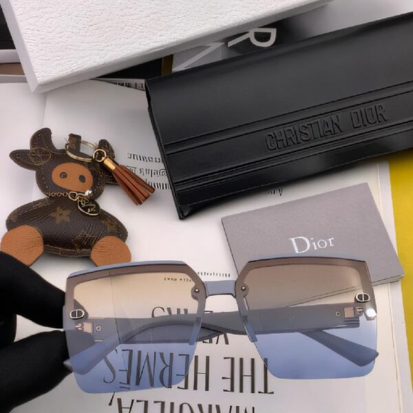 迪奥（Dior）30 Montaigne 系列无框方形太阳镜