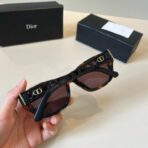 迪奥（Dior）CD Signature 系列花棕色醋酸纤维 CD 标识装饰猫眼太阳镜 - Imagem 4