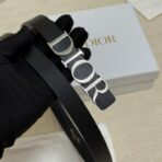 迪奥（Dior）黑色小牛皮银色金属 DIOR 字母扣细腰带 - Image 2